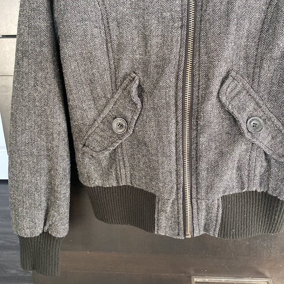 H&M jacket. - Picture 3 of 4